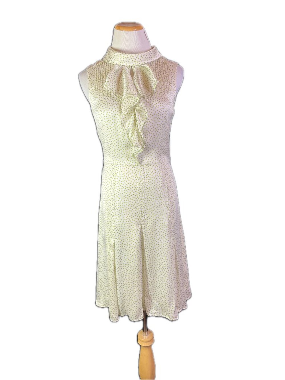 Magaschoni Collection Size 2? Green Polka Dot Sleeveless Silk Dress Ruffle